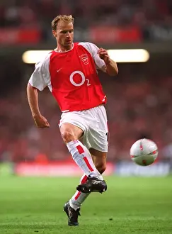 Dennis Bergkamp (Arsenal). Arsenal 1: 0 Southampton. F