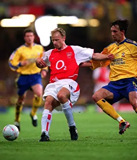 Dennis Bergkamp (Arsenal) Claus Lundekvam (Southampton)