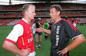 Arsenal v Ajax - Dennis Bergkamp Testimonial Collection: Dennis Bergkamp (Arsenal) and Marco van Basten (Ajax)