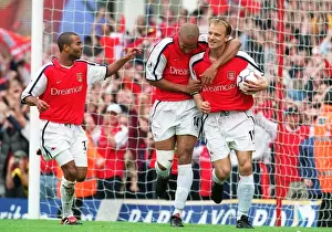 Dennis Bergkamp celebrates scoring the 1st Arsenal goal with Thierry Henry