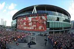 Dennis Bergkamp Honored with Statue Unveiling at Arsenal's Emirates Stadium