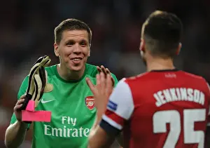 Arsenal V Fenerbahce 2013-14 Prints: Determined Szczesny in Arsenal's UEFA Champions League Battle: Arsenal FC vs Fenerbahce (2013)