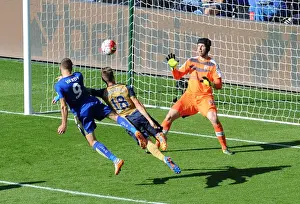 Disappointed Cech: Vardy Hits the Post in Arsenal's 2-2 Draw with Leicester