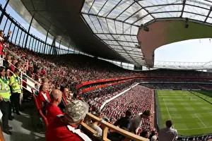 Arsenal V Chelsea 2008-09 Prints: Dominant Chelsea Crushes Arsenal 4-1 in Premier League Showdown at Emirates Stadium, 2009
