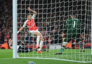 Arsenal v Tottenham Hotspur 2015-16 Collection: Dramatic Last-Minute Goal: Kieran Gibbs Scores for Arsenal Against Tottenham in the 2015-16