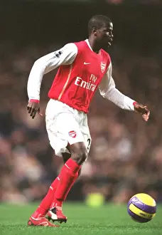 Chelsea V Arsenal 2006-07 Prints: Eboue in Action: Chelsea vs. Arsenal - FA Premiership Draw (10/12/06)