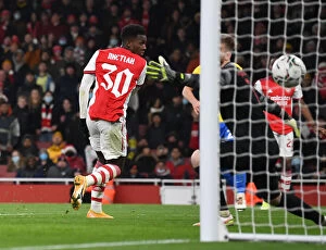 Images Dated 21st December 2021: Eddie Nketiah's Double Hat-trick: Arsenal Reach Carabao Cup Semis