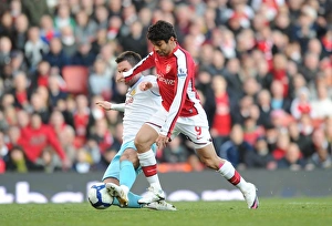 Eduardo (Arsenal) Daniel Fox (Burnley). Arsenal 3:1 Burnley, Barclays Premier League Eduardo (Arsenal) Daniel Fox (Burnley). Arsenal 3:1 Burnley, Barclays Premier League