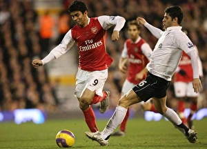 Eduardo (Arsenal) Dejan Stefanovic (Fulham)