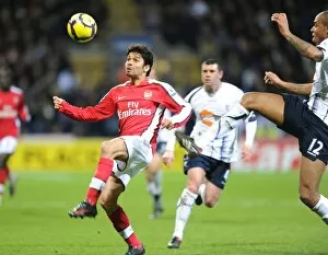 Eduardo (Arsenal) Zat Knight (Bolton). Bolton Wanderers 0: 2 Arsenal. Barclays Premier League