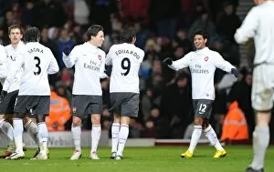 Eduardo celebrates scoring the 2nd Arsenal goal with Samir Nasri and Carlos Vela