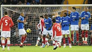 Portsmouth v Arsenal 2009-10 Collection: Eduardo shoots past the Portsmouth wall to score the 1st Arsenal goal. Portsmouth 1