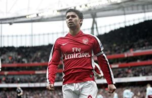 Arsenal v Burnley FA Cup 2008-9 Collection: Eduardo's Double: Arsenal's Thrilling 3-0 FA Cup Victory Over Burnley
