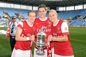 Ellen White, Jennifer Beattie and Steph Houghton (Arsenal) with the FA Cup Trophy Ellen White, Jennifer Beattie and Steph Houghton (Arsenal) with the FA Cup Trophy