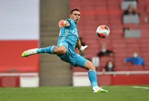 Emi Martinez in Action: Arsenal's Goalkeeper Shines Against Norwich City, Premier League 2019-2020