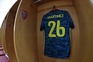 Images Dated 7th January 2020: Emi Martinez Prepares for FA Cup Battle against Leeds United: Arsenal Goalkeeper Gears Up