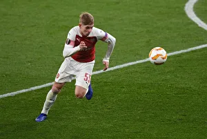 Emile Smith Rowe in Action: Arsenal vs. Sporting CP, UEFA Europa League, Emirates Stadium