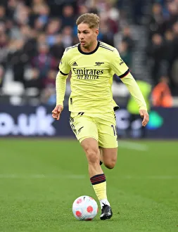 Emile Smith Rowe in Action: West Ham United vs. Arsenal, Premier League 2021-22