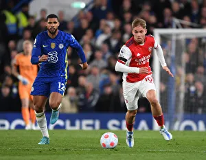Emile Smith Rowe Breaks Past Ruben Loftus-Cheek: Intense Battle at Stamford Bridge - Chelsea vs Arsenal, Premier League 2021-22