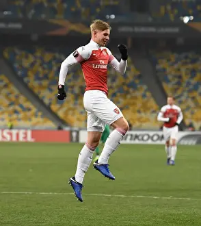 Emile Smith Rowe celebrates scoring Arsenals 1st goal. FC Vorskla Poltava 0: 3 Arsenal