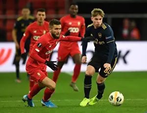 Emile Smith Rowe Clashes with Nicolas Gavory in Standard Liege vs Arsenal UEFA Europa League Match