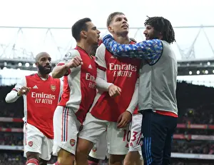 Emile Smith Rowe Scores First Arsenal Goal: Arsenal 1-0 Brentford (2021-22)