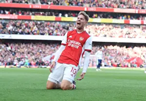 Emile Smith Rowe Scores First Arsenal Goal Against Tottenham in Premier League 2021-22