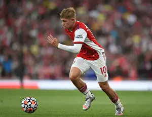 Arsenal V Chelsea 2021-22 Prints: Emile Smith Rowe Shines: Arsenal's Breakout Star Leads Victory over Chelsea in Premier League 2021-22
