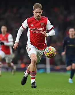 Emile Smith Rowe Shines: Arsenal's Victory Over Burnley in the Premier League 2021-22