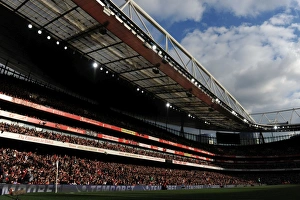 Arsenal V Manchester City 2016-17 Prints: Emirates Battle: Arsenal vs Manchester City, Premier League 2016-17
