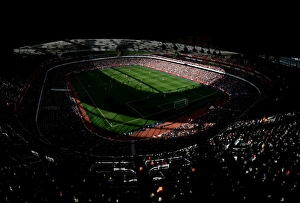 Arsenal V Manchester City 2016-17 Prints: Emirates Battle: Arsenal vs Manchester City, Premier League 2016-17