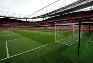 Arsenal V Sunderland 2016-17 Prints: Emirates Stadium: Arsenal vs Sunderland, Premier League Showdown (2016-17)