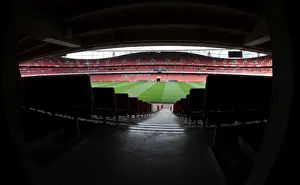 Arsenal V Tottenham Hotspur 2014-15 Prints: Emirates Stadium: Arsenal vs. Tottenham Rivalry (2014-15 Premier League)