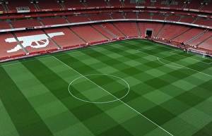Images Dated 26th April 2015: Emirates Stadium before the match. Arsenal 0: 0 Chelsea. Barclays Premier League. Emirates Stadium