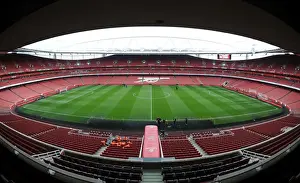 Emirates Stadium: Pre-Match Atmosphere - Arsenal vs West Bromwich Albion (2012-13)