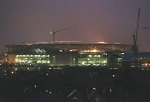 Images Dated 6th January 2006: The Emirates Stadium from the West Stand. Arsenal 0: 0 Manchester United