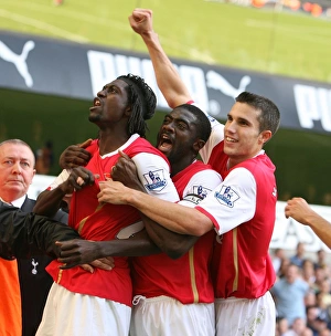 Images Dated 17th September 2007: Emmanuel Adebayor