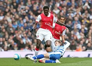 Arsenal v Reading 2007-8 Collection: Emmanuel Adebayor (Arsenal) Bobby Convey (Reading)
