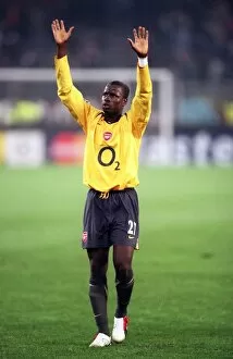Juventus v Arsenal 2005-6 Collection: Emmanuel Adebayor (Arsenal) celebrates at the final whistle