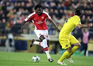 Villarreal V Arsenal 2008-9 Prints: Emmanuel Adebayor (Arsenal) Diego Godin (Villarreal)