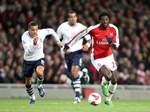 Arsenal v Tottenham 2008-09 Collection: Emmanuel Adebayor (Arsenal) Jermaine Jenas (Tottenham)