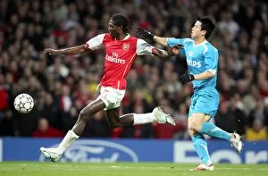 Images Dated 7th March 2007: Emmanuel Adebayor (Arsenal) Sun Xiang (PSV)