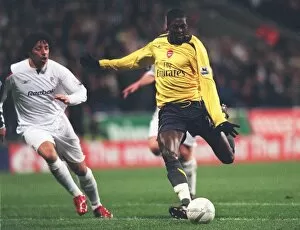 Emmanuel Adebayor breaks past Bolton defender Ivan Campo to score the 1st Arsenal goal