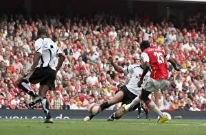 Images Dated 29th April 2007: Emmanuel Adebayor scores Arsenals 2nd goal