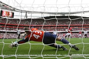 Arsenal v Derby County 2007-08 Collection: Emmanuel Adebayor scores Arsenals 3rd goal