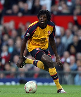 Emmanuel Adebayor's Determined Performance in Manchester United vs. Arsenal, UEFA Champions League Semi-Final 1st Leg (April 29, 2009)
