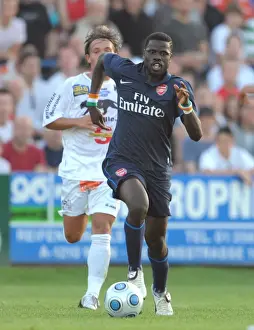 SC Columbia V Arsenal 2009-10 Prints: Emmanuel Eboue (Arsenal) Chrisian Schweigler (SC Columbia)