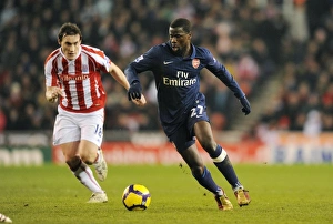 Emmanuel Eboue (Arsenal) Dean Whitehead (Stoke). Stoke City 1:3 Arsenal Emmanuel Eboue (Arsenal) Dean Whitehead (Stoke). Stoke City 1:3 Arsenal