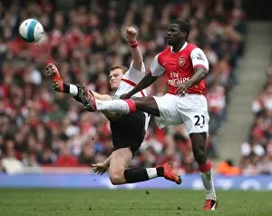Images Dated 5th April 2008: Emmanuel Eboue (Arsenal) John Arne Riise (Liverpool)