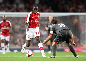 Emmanuel Eboue (Arsenal) Robbie Wielaert (Twente)